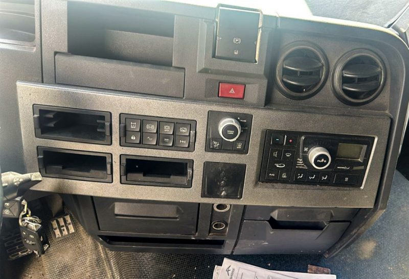 WhatsApp-Image-2025-05-28-at-13.08.43_7f52b325