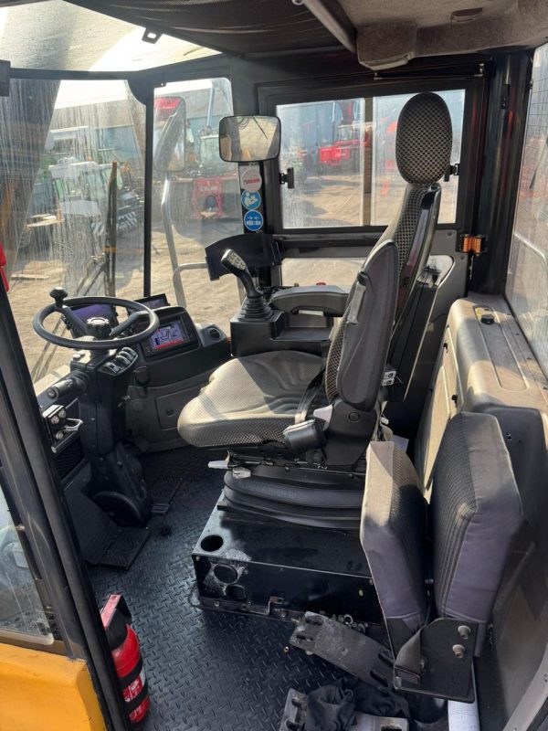 WhatsApp Image 2025-10-12 at 08.11.15_7e5336bc