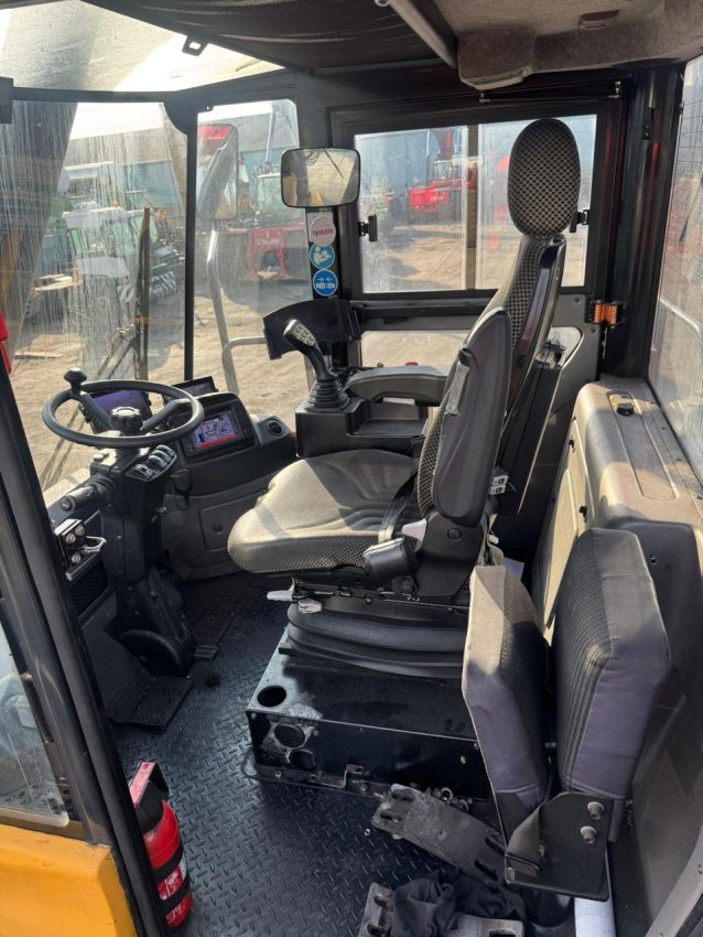 WhatsApp Image 2025-10-12 at 08.11.15_7e5336bc