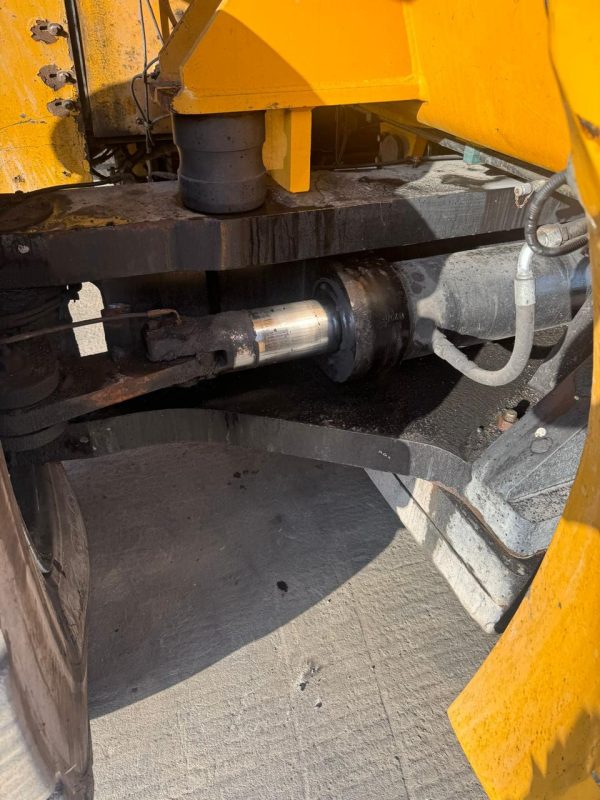 WhatsApp Image 2025-10-12 at 08.13.07_83f90bac