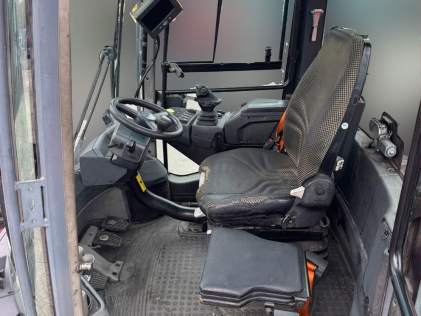 Used Kalmar DRG450‑65S6X Reach Stacker(2019)  For Sale in Dubai