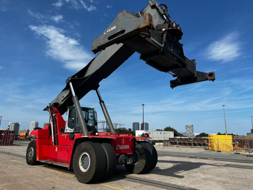 Used Kalmar Reach Stacker