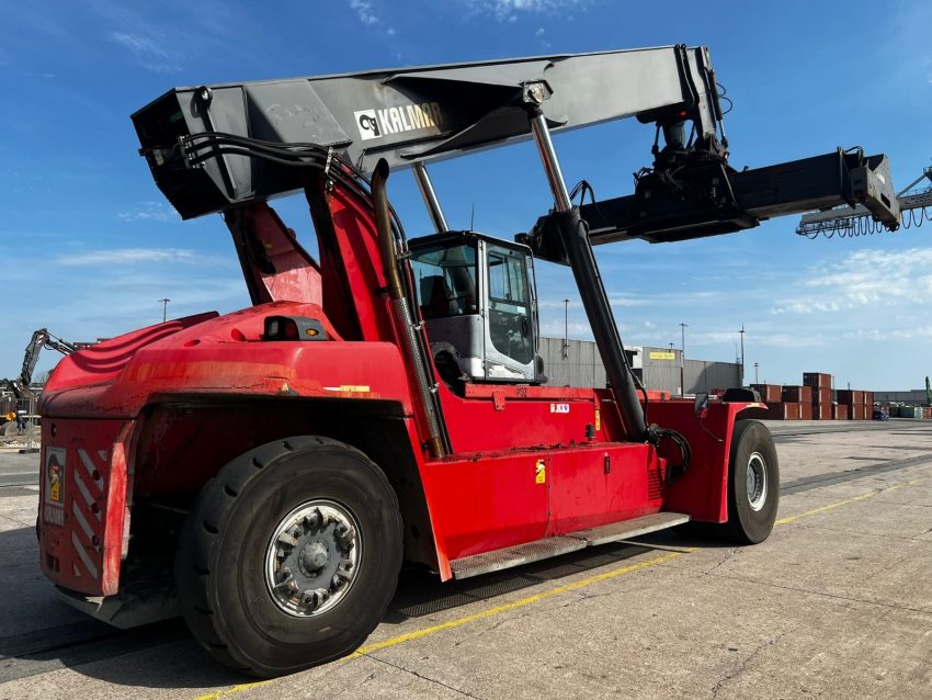 Used Kalmar Reach Stacker