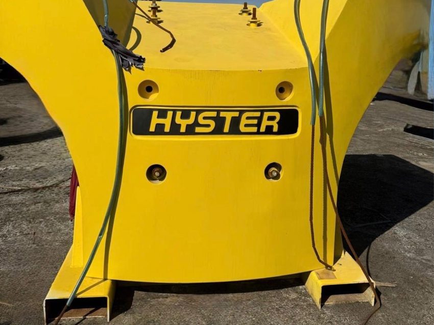 Hyster Reach Stacker