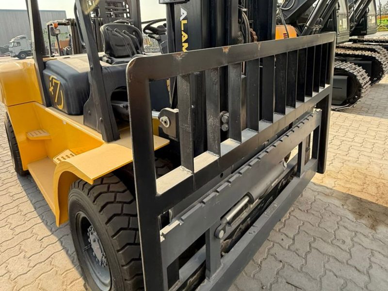 Alamto 7 Ton Forklift