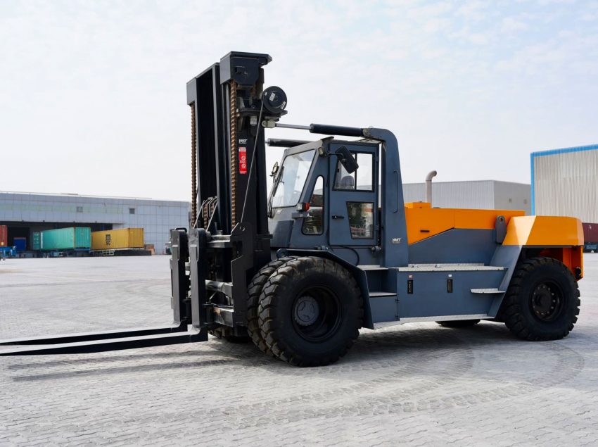 25-Ton-Diesel-Forklift-HMT250