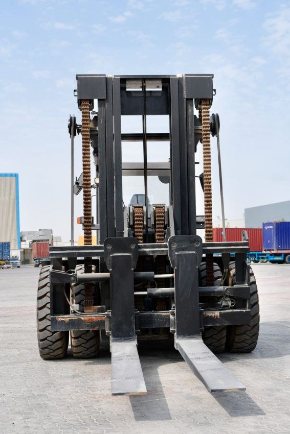 25-Ton-Diesel-Forklift-HMT250